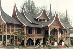 Makna Filosofi Rumah Adat Sumatera Utara