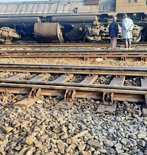 خروج قطار المنصورة 51 عن القضبان بمحطة سكك حديد طنطا وتعطل حركة القطارات