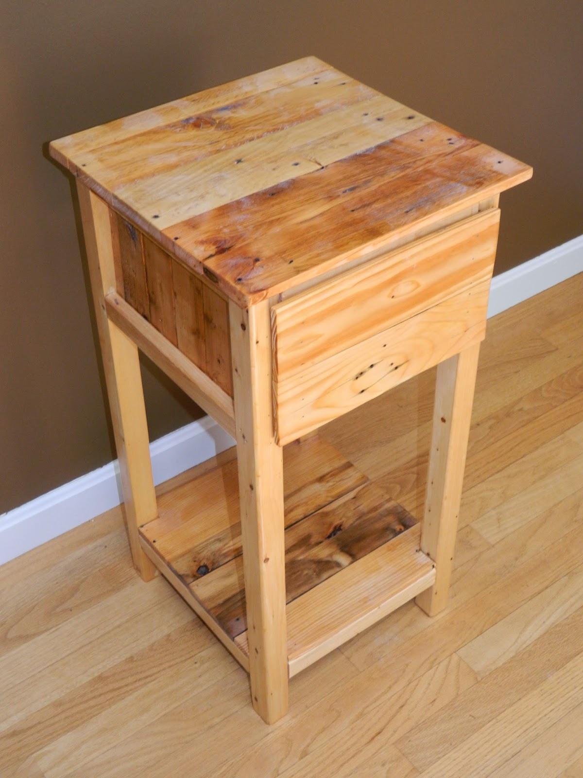 Creations By ASH: Pallet Nightstand