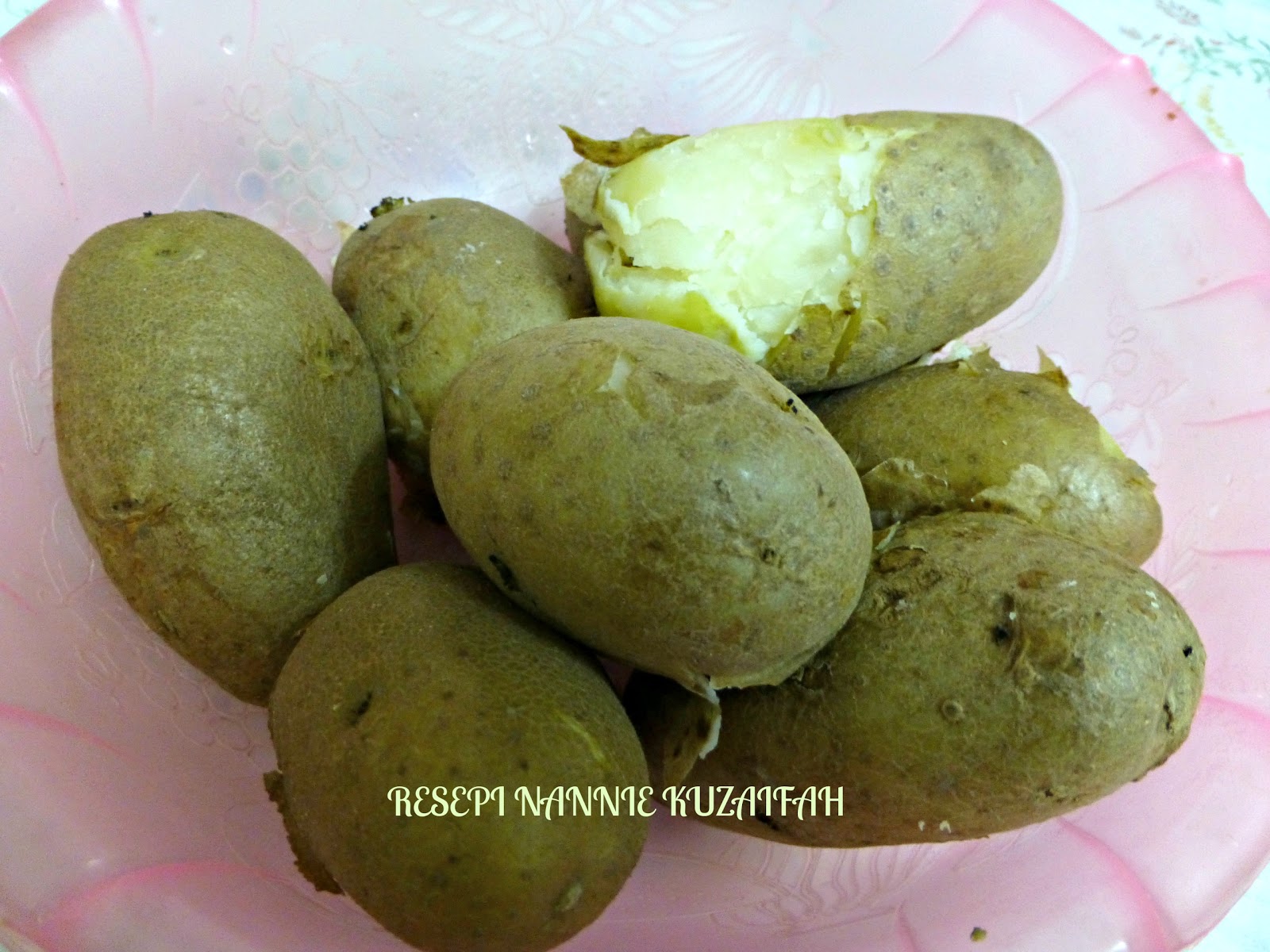RESEPI NENNIE KHUZAIFAH: Mash potatoes lemak berkrim