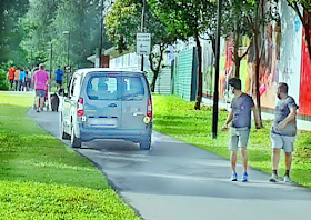 Van drives on PCN in Punggol, draws stares and scoldings from pedestrians, posted on Sunday, 07 February 2021