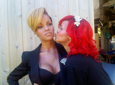 rihanna red hair wallpaper. Rihanna+red+hair+long