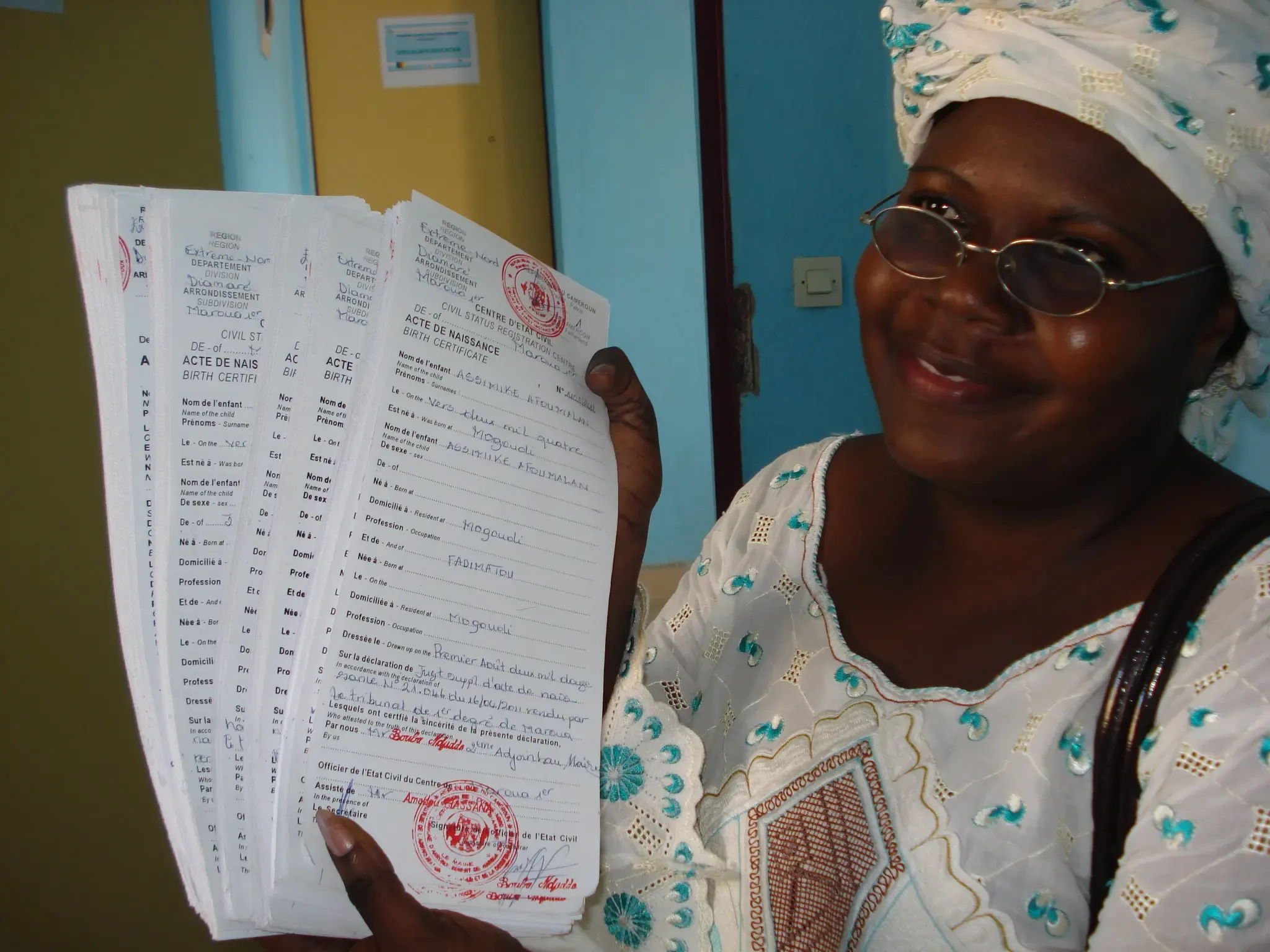 Quelles sont les exigences pour établir un certificat de naissance au Cameroun?