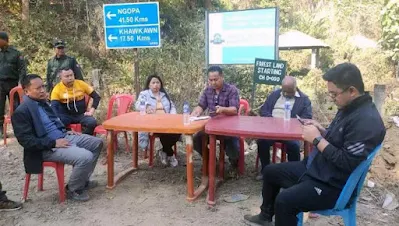 Zoram News: Additional DC of Saitual district, Mizoram Margaret Marini and Churachandpur district additional DC S Khaikhopau Ngaihte held an ADC Level Summit at the Manipur- Mizoram border in Tuivai regarding the land acquisition issue for abutment and pier construction at the Tuivai River.