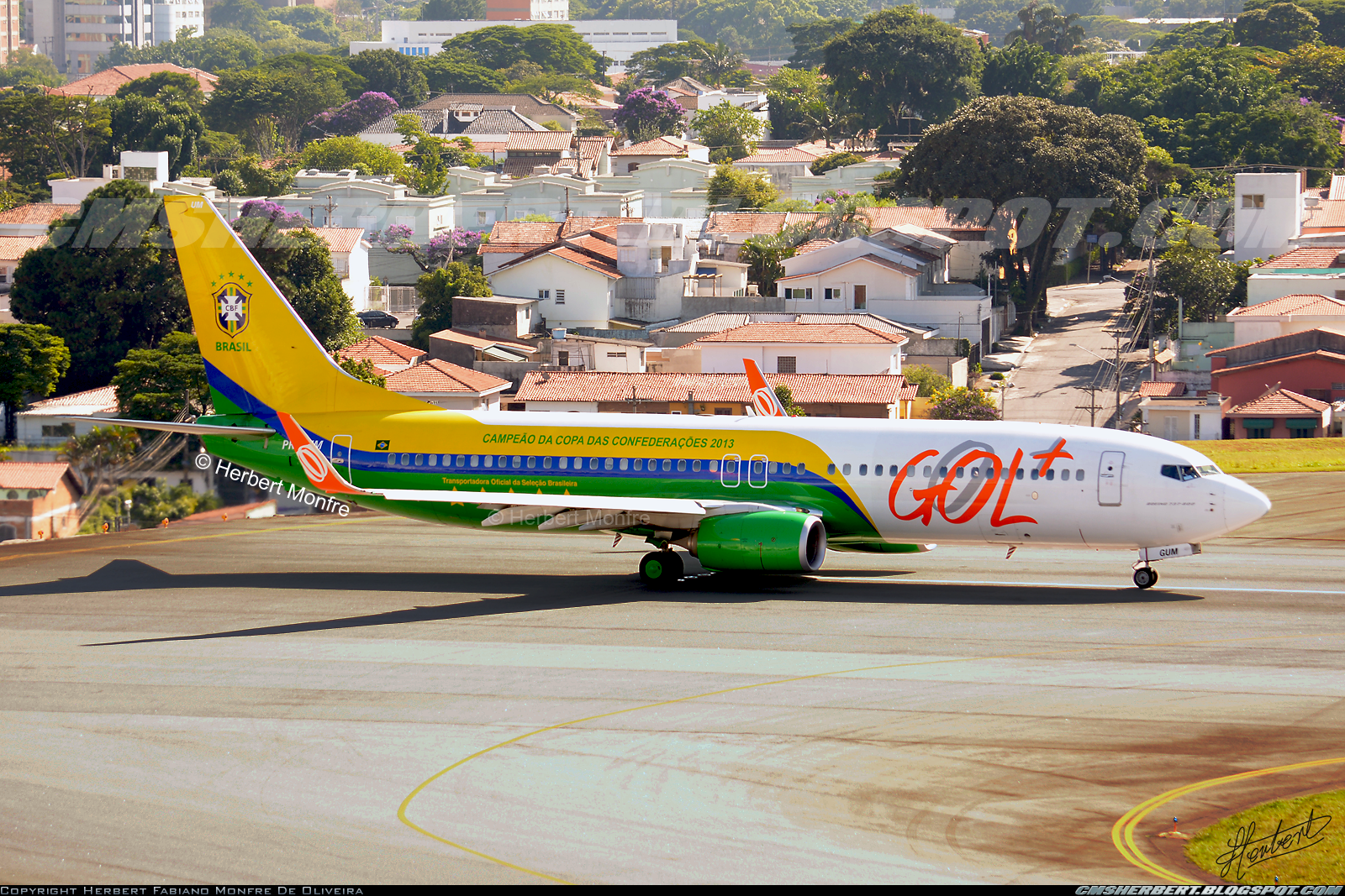 Grupo É MAIS QUE VOAR | GOL | PR-GUM | Boeing 737-800NG