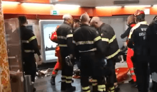 Ρώμη: 20 τραυματίες από κατάρρευση κυλιόμενης σκάλας σε σταθμό του μετρό (video)