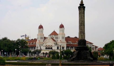 Wisata Khas Semarang dan Menginap di Crowne Plaza Semarang