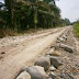 Proyek Pengerasan Jalan Desa Kuala Bangka Terkesan Asal Jadi