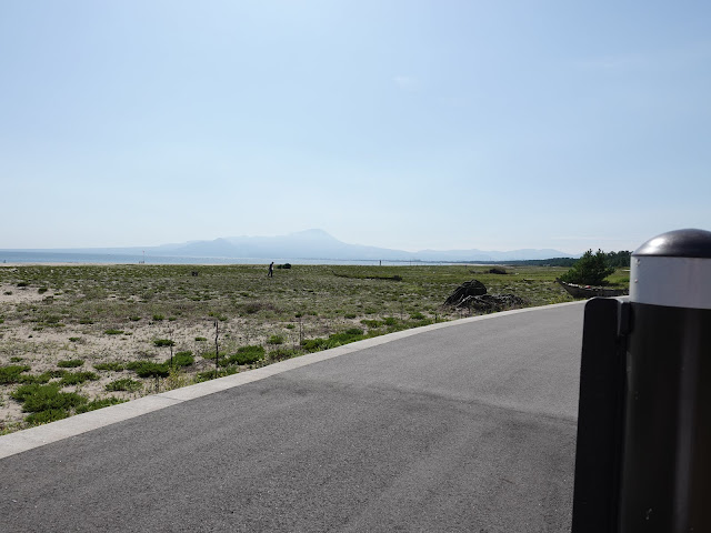 弓ヶ浜海岸の遊歩道を帰ります