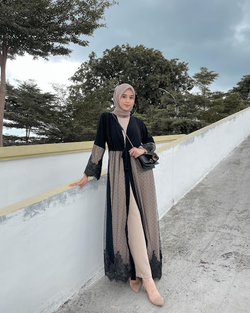 18 Referensi Outfit Long Dress Modern cocok untuk Kamu yang Ingin Tampil Stylish