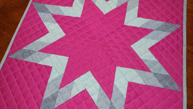 Star mini quilt from the Diamond Star Quilts book by Barbara Cline