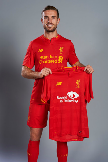 Liverpool Siapkan Jersey Khusus Untuk Hadapi MU