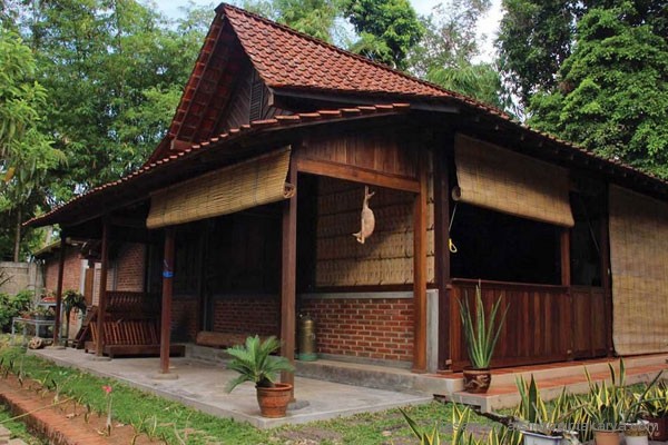 Desain Rumah  Etnik Jawa Minimalis