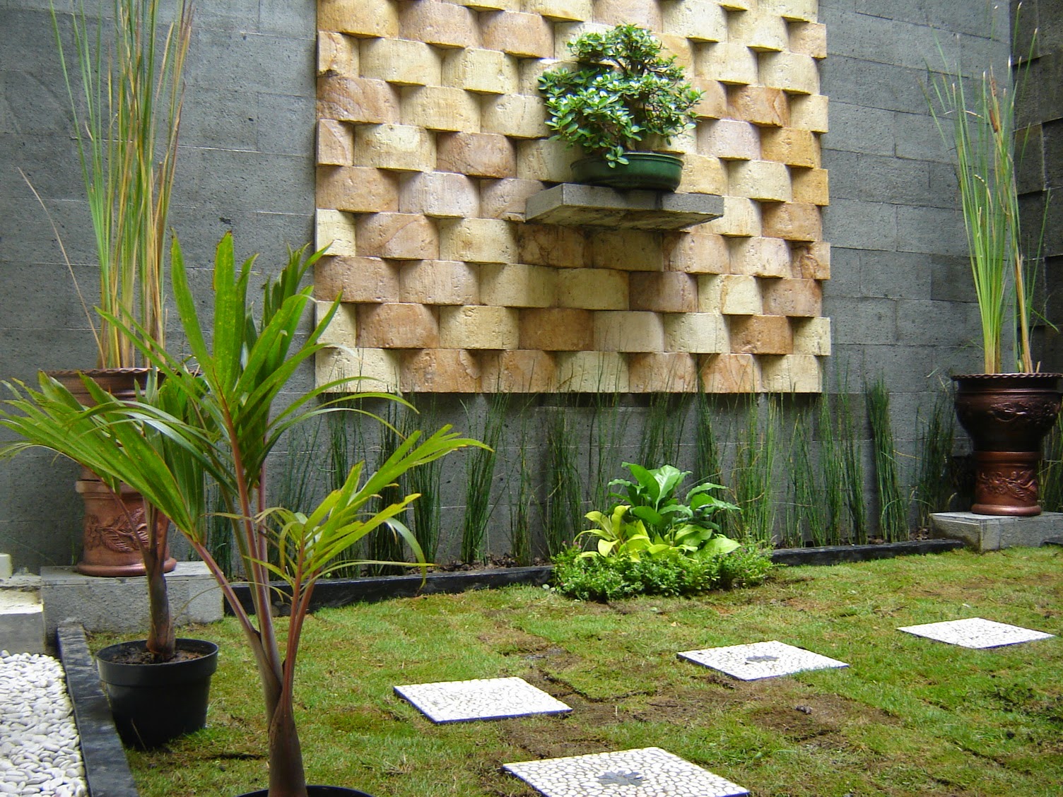 Desain Taman Batu Alam  Kumpulan Desain Rumah