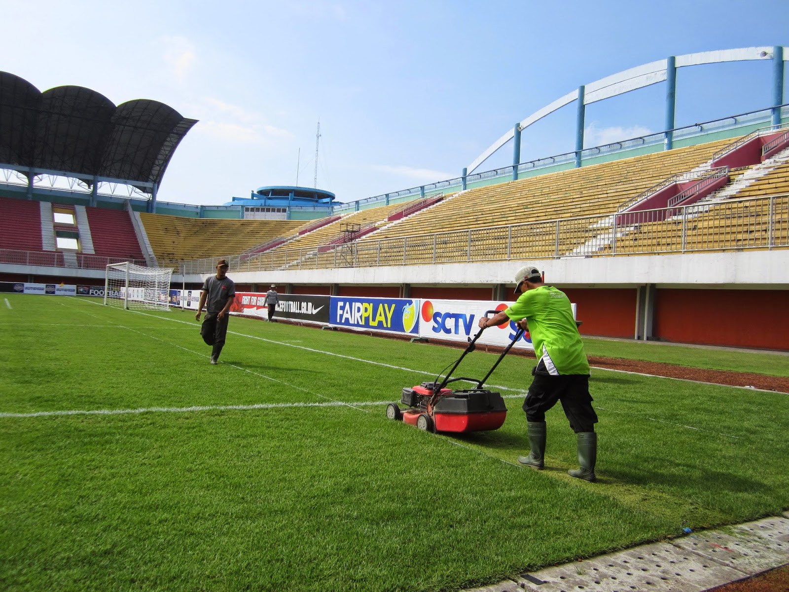 UPT Pengelolaan Stadion Maguwoharjo Pemeliharaan Dan Perawatan