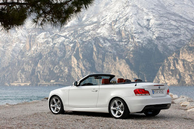 2012 BMW 1 Series Convertible Rear Side View