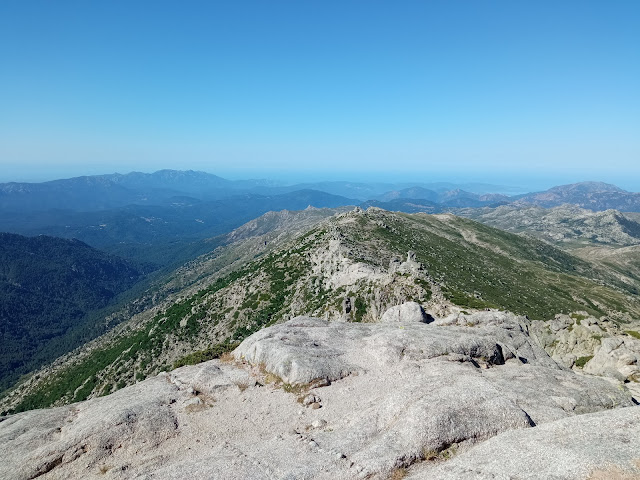 Vue vers le sud depuis le Mont Incudine