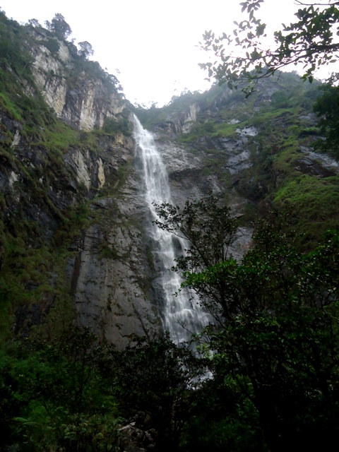 Sambabo Waterfall