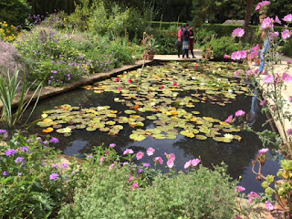 Lilypond Hidcote