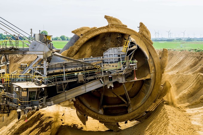 How to Maintain Large Machinery