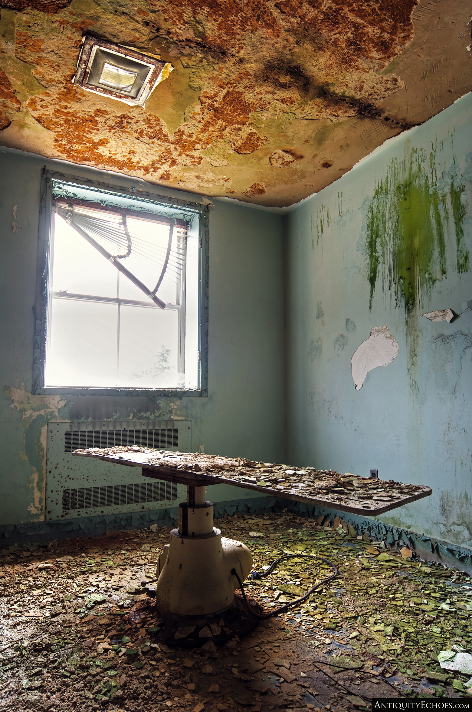 Embreeville State Hospital - Exam table