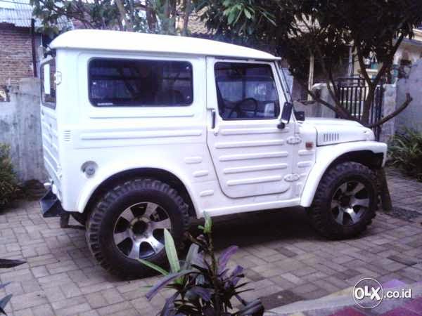 Dijual Suzuki Jimny Jangkrik Tahun 82 22jt Nego Mobil 