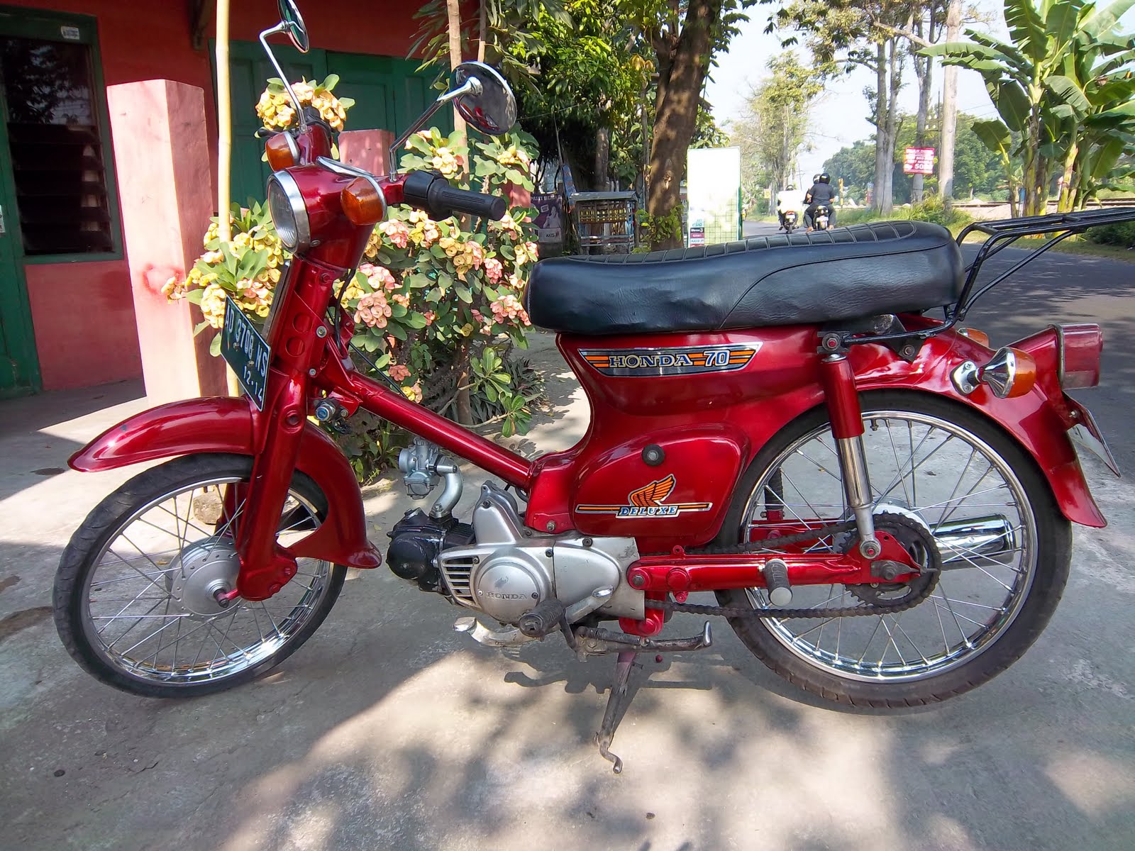 Gambar Modifikasi Honda C70 Warna Pink Terbaru Pecinta Modifikasi