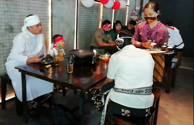 Pakai Kostum Pahlawan Bisa Makan Gratis di Restoran Ini