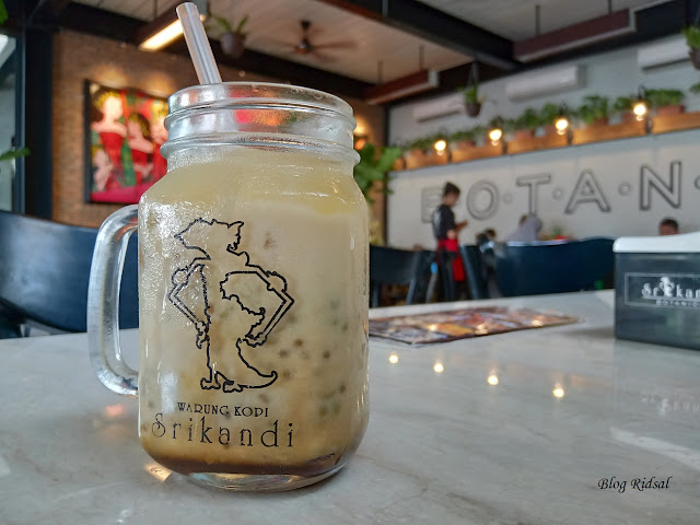 Menikmati Kuliner Nusantara di Warung Kopi Srikandi Botanica - Part 2 (Kuliner 03)