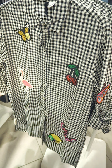  H&M Gingham  Shirt with appliqués