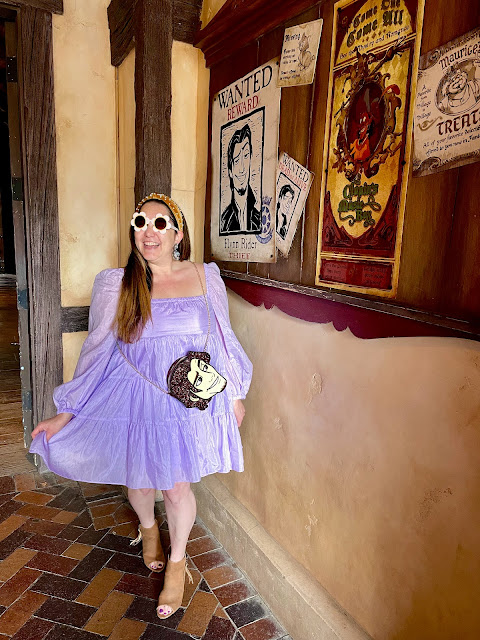 Jamie Allison Sanders is bounding as Rapunzel from Tangled for the Princesses vs. Villains day of the March 2022 #DisneyBoundChallenge.