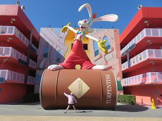 roger rabbit pop century statue