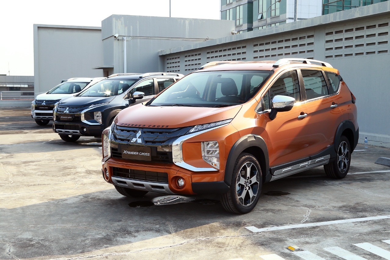 Mitsubishi Xpander Cross LMVP Crossover