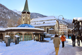 Lifestyle, Skiing, Switzerland, Zermatt, Holiday, Winter, Sport, Ski, Ski Holiday, Ski Resort, Travel, Snow, Travelling, Pictures, Zermatt Switzerland, Skier, Snowboarding, Ski Zermatt, Ski Zermatt Switzerland, 