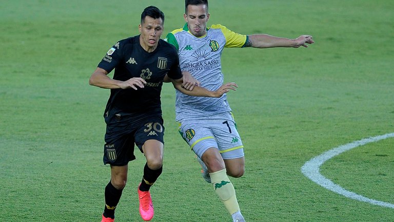 Copa De La Liga: Racing rescató un empate sobre el final ante Aldosivi en Avellaneda