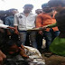 तृप्ति देसाई ने महिला से रेप करने के आरोपी को चप्पलों से पीटा