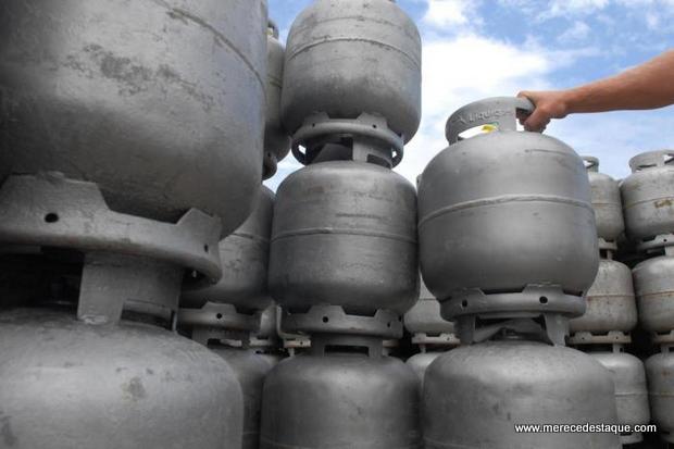 Preço do gás de cozinha terá novo aumento a partir deste domingo