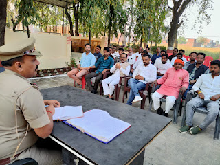 जौनपुर: धर्मगुरुओं के साथ शांति समिति की हुई बैठक   | #NayaSaveraNetwork