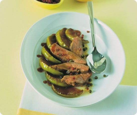Petti d'anatra al pepe e gelatina di cotogne