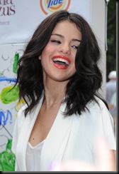 70043_Selena_Gomez_Ramona_and_Beezus_Premiere12_122_45lo