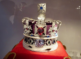 Queen Elizabeth II Crown replica