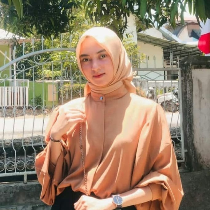 Awek Tudung Comel Murah Senyum