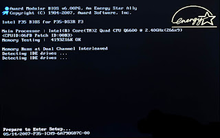 Cara Menyetting BIOS agar BOOTING dari DVD/CD ROM