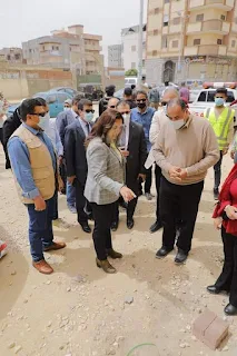 محافظ دمياط تتابع الأعمال الجارية بمشروع تطوير شارع الثورة بمدينة كفر سعد