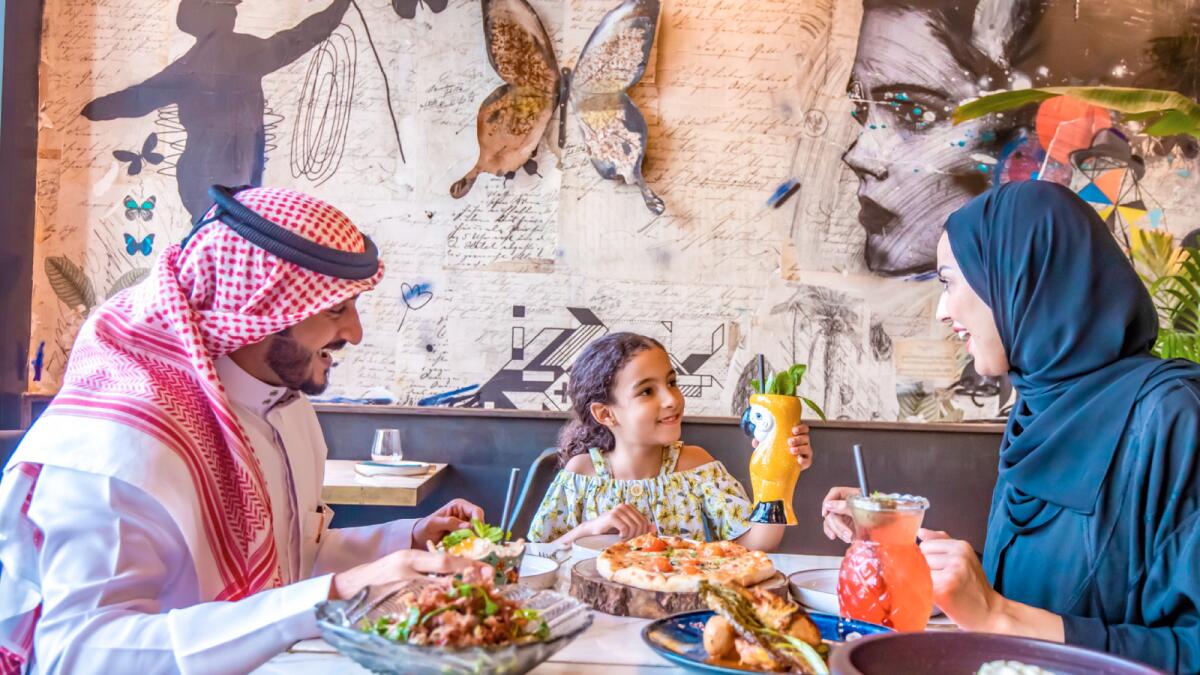 Indulging in Dubai's Culinary Delights and Shopping Scene