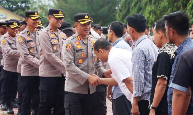 Pimpin Apel Usai Lebaran, Ini Kapolres Aceh Timur