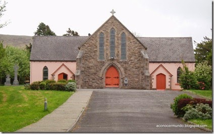 Peninsula de Dingle. Anascaul. Iglesia - P5060949