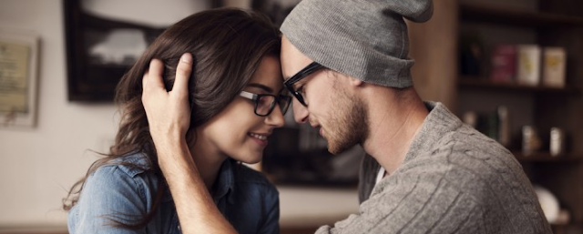 Berikan 6 Petanda Pada Pasangan Anda Bahwa Anda Siap Menjadi Orang Dewasa