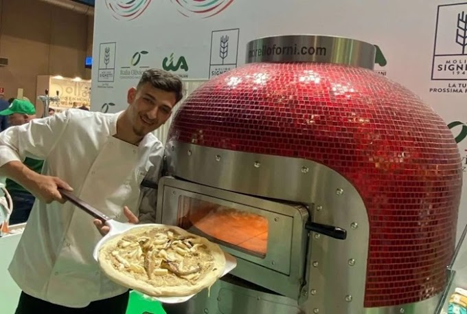 Pizza, la Carciuffulella di Enrico Arena conquista il Cibus di Parma