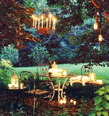 Outdoor Decorating Ideas for Eating